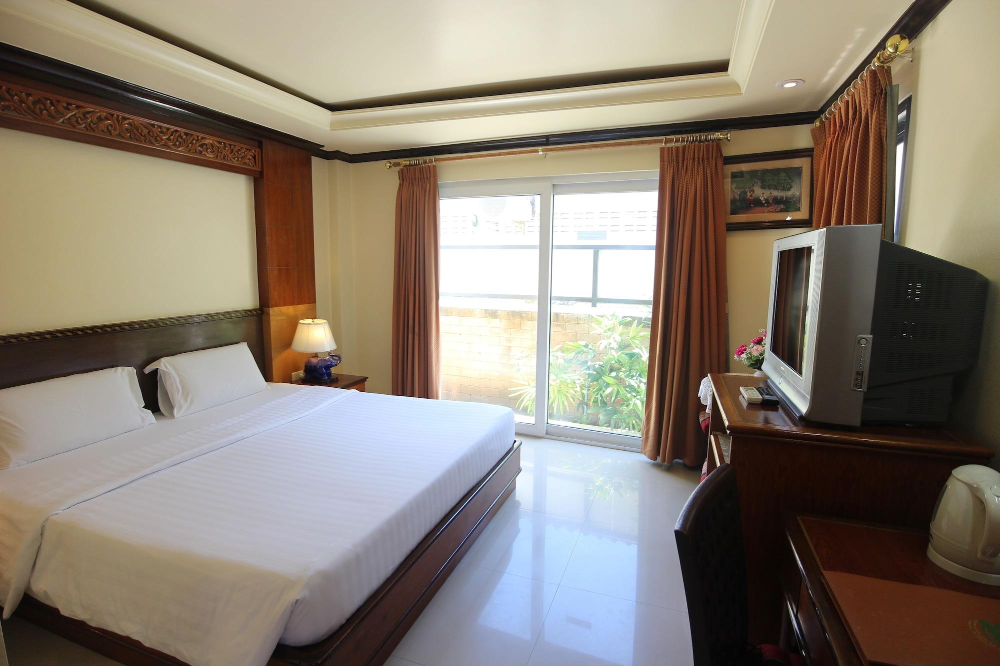 Phi Phi Hotel Buitenkant foto