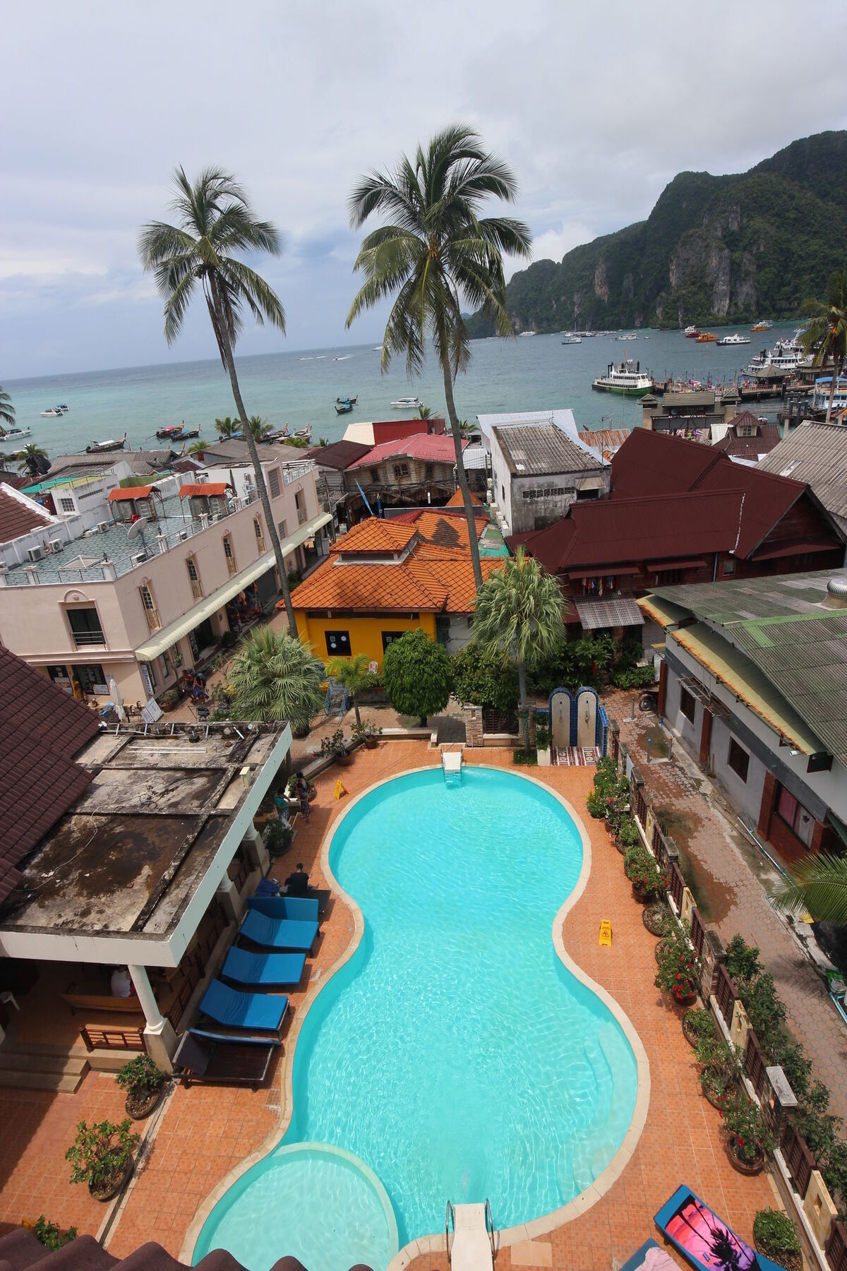 Phi Phi Hotel Buitenkant foto