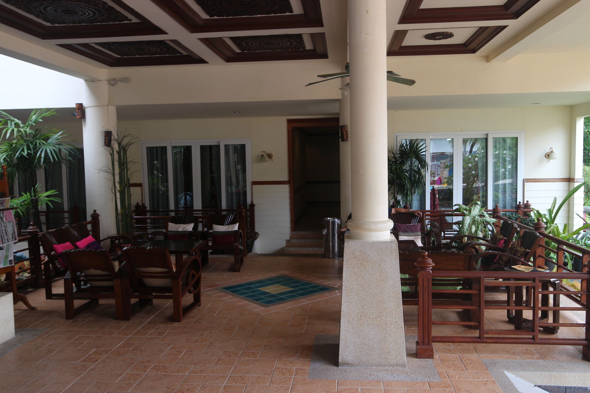 Phi Phi Hotel Buitenkant foto